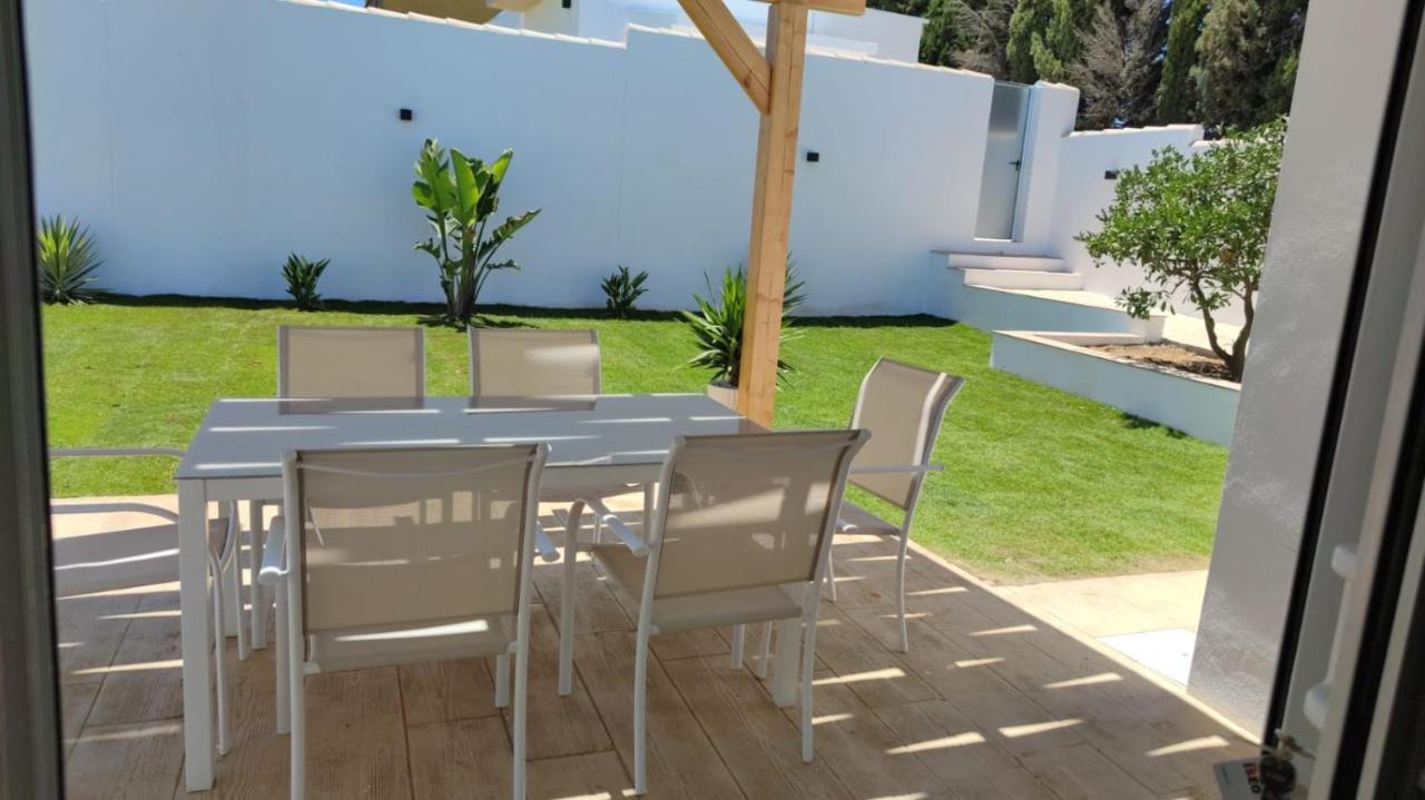 Palapa Garden Alojamientos, Piscina Privada Y Cerca Del Mar Chiclana de la Frontera Buitenkant foto